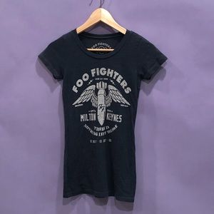 Foo Fighters 2011 Women Graphic Band Tee T-Shirt